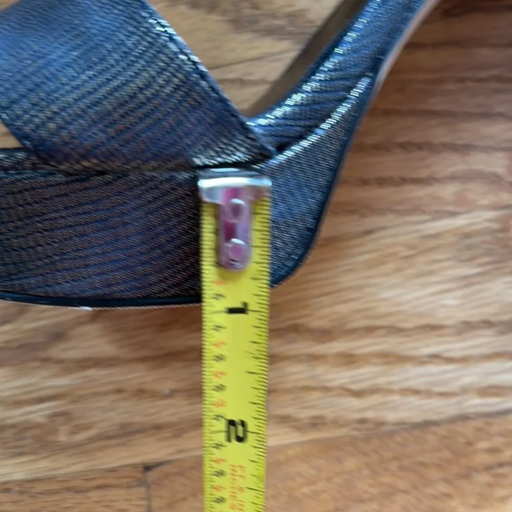 Madden Girl Ankle Rollo Platform Stiletto 5” Golden Metallic/ Black Heels-9.5